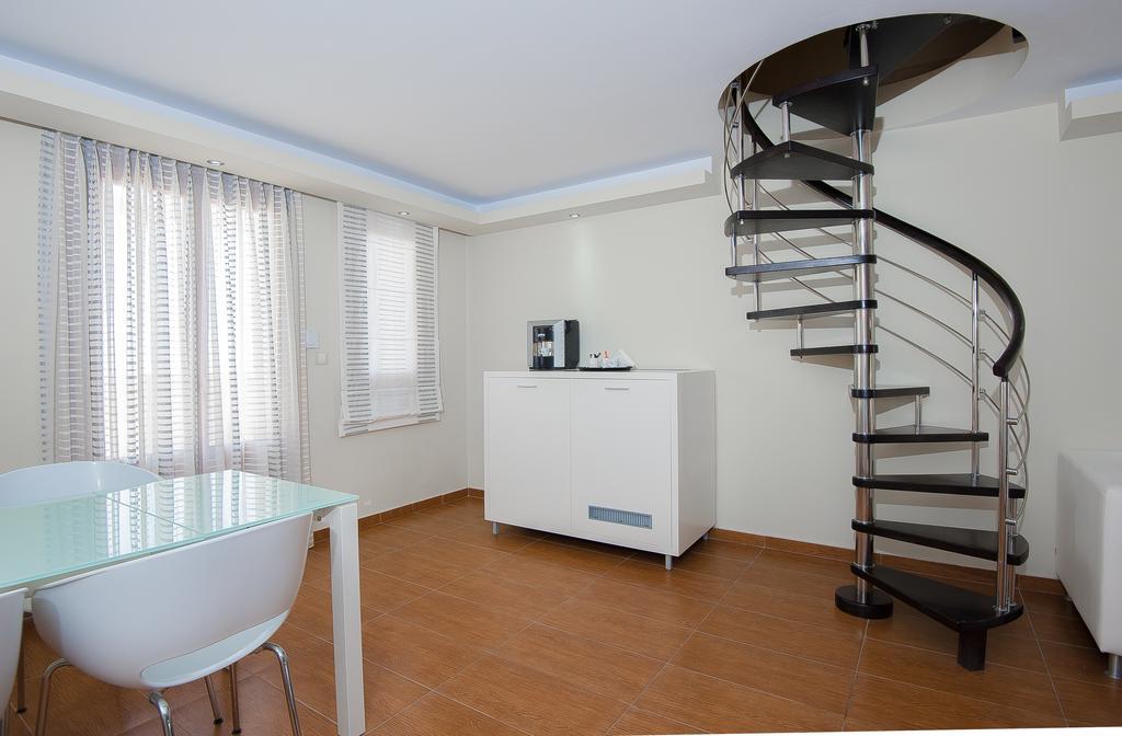 Splendour Hotel And Suites Firostefani Zewnętrze zdjęcie
